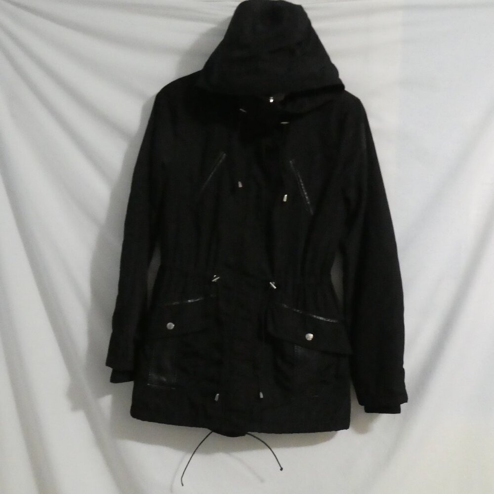 FOREVER 21 | small | Black Lightweight Hooded Parka | Early Spring and Late Fall